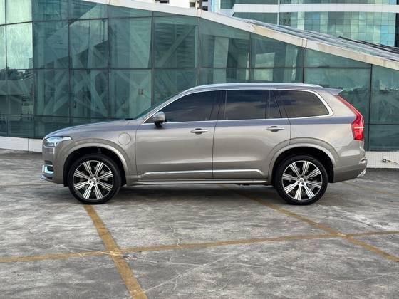 VOLVO XC90 2021