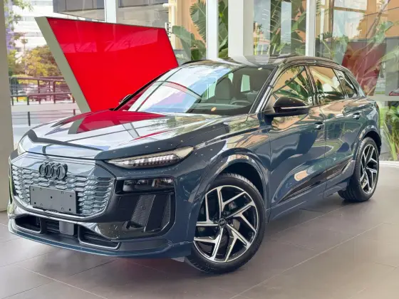 AUDI Q6 E-TRON 2025