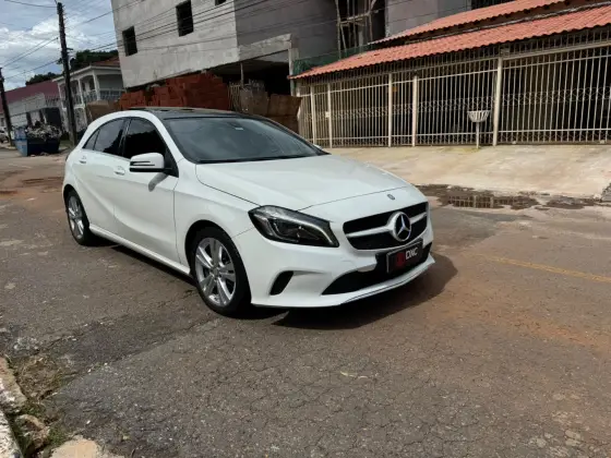 MERCEDES-BENZ A 200 2018