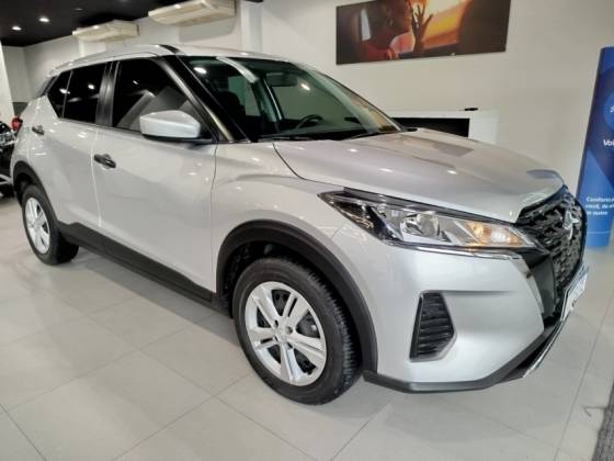 NISSAN KICKS 2023
