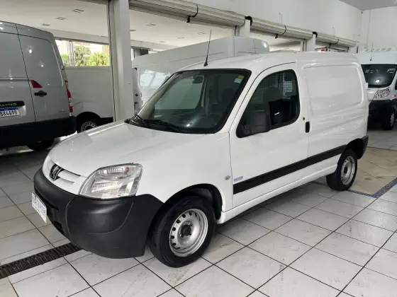 PEUGEOT PARTNER 2022