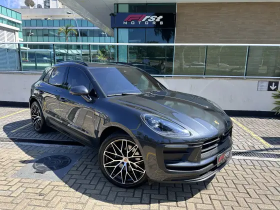 PORSCHE MACAN 2025