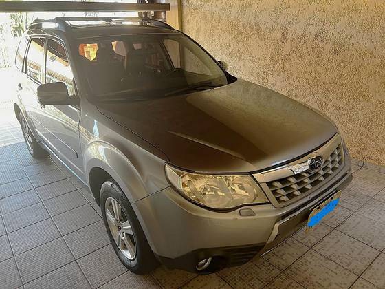 SUBARU FORESTER 2011