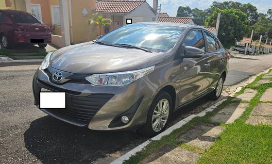 TOYOTA YARIS 2019