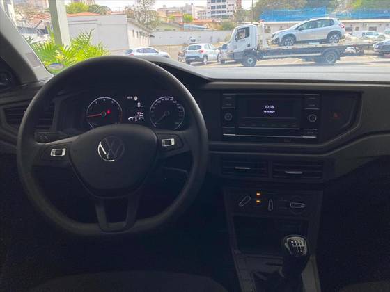 VOLKSWAGEN POLO 2024