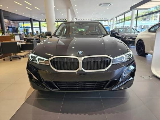 BMW 320i 2025