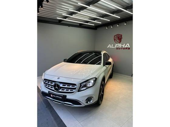 MERCEDES-BENZ GLA 200 2018