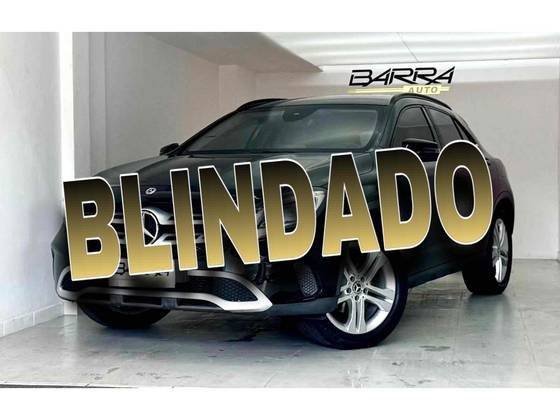 MERCEDES-BENZ GLA 200 2019