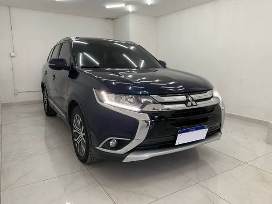 MITSUBISHI OUTLANDER 2018