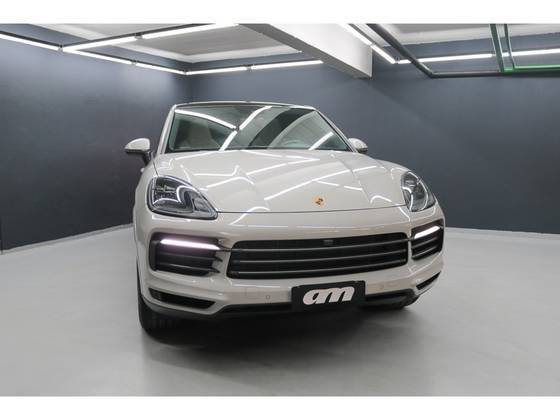 PORSCHE CAYENNE 2022
