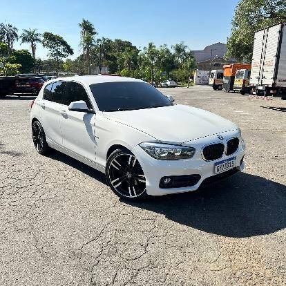 BMW 120i 2016