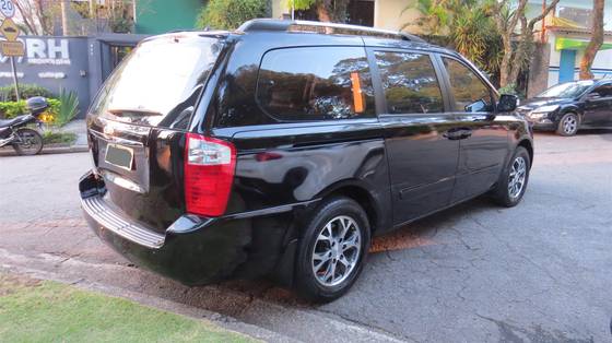 KIA CARNIVAL 2015
