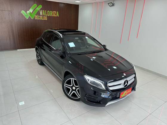 MERCEDES-BENZ GLA 250 2016