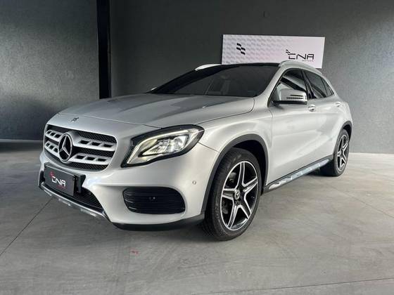 MERCEDES-BENZ GLA 250 2019