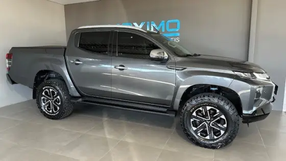 MITSUBISHI L200 TRITON 2024