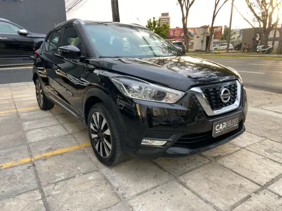 NISSAN KICKS 2017