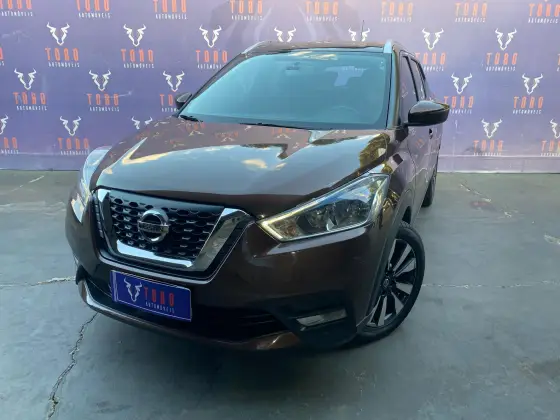NISSAN KICKS 2021
