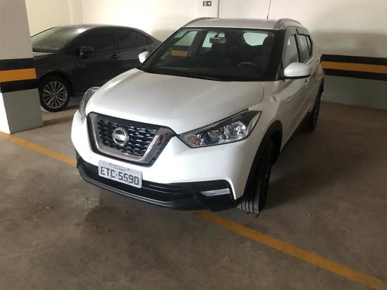 NISSAN KICKS 2019