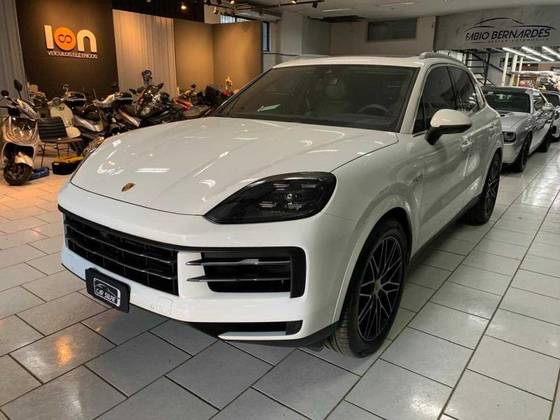 PORSCHE CAYENNE 2024