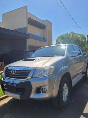 TOYOTA HILUX 2015