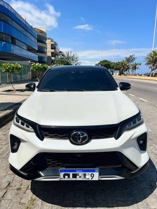 TOYOTA HILUX SW4 2022