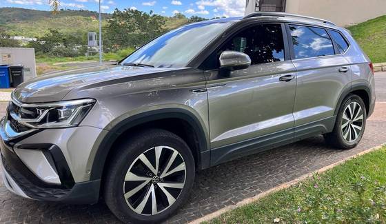 VOLKSWAGEN TAOS 2023