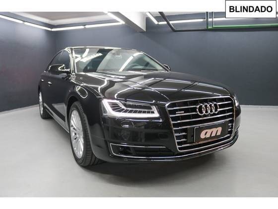 AUDI A8 2016