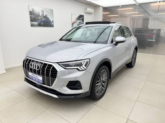 AUDI Q3 2024