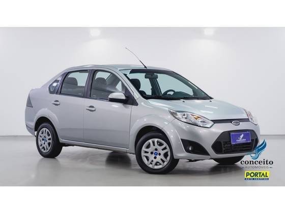 FORD FIESTA 2013