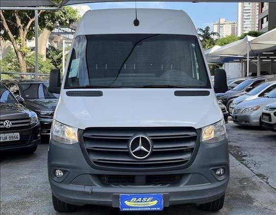MERCEDES-BENZ SPRINTER 2023