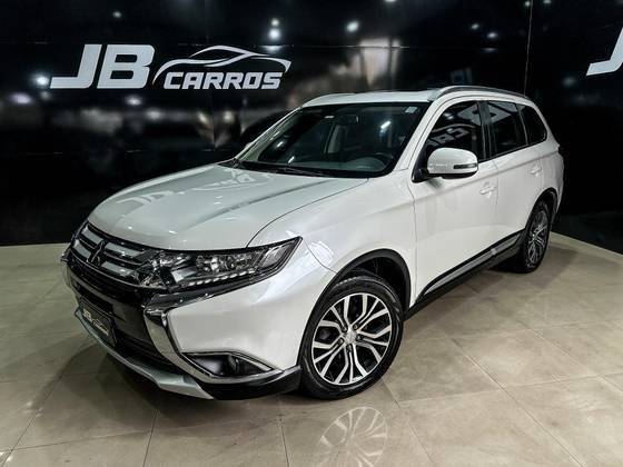 MITSUBISHI OUTLANDER 2018