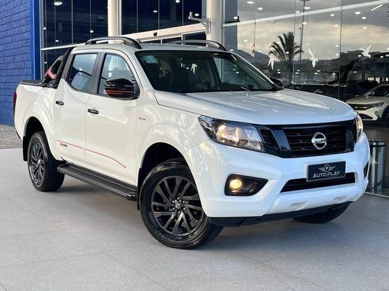 NISSAN FRONTIER 2022