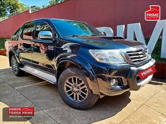TOYOTA HILUX 2012
