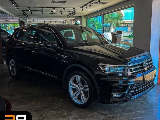 VOLKSWAGEN TIGUAN 2021