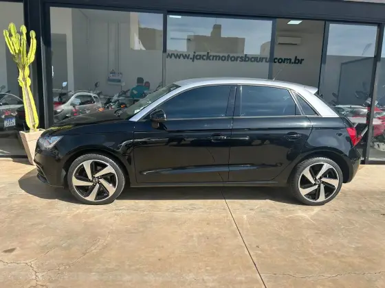 AUDI A1 2015