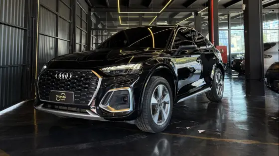 AUDI Q5 2021