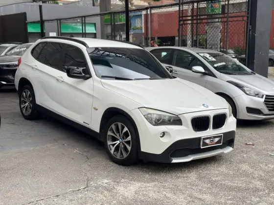 BMW X1 2011