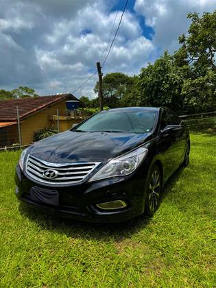 HYUNDAI AZERA 2015