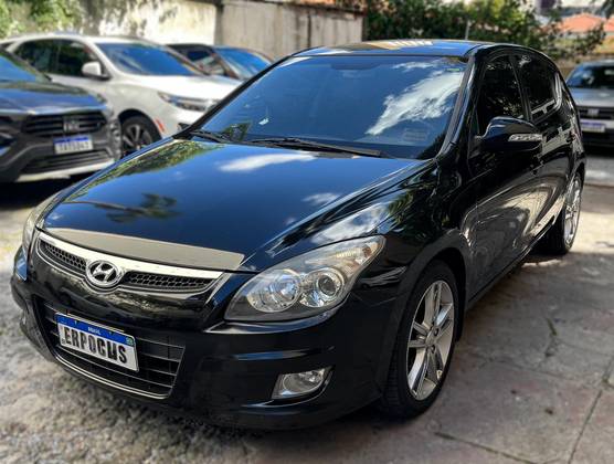 HYUNDAI I30 2011