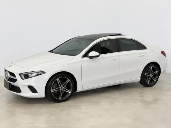 MERCEDES-BENZ A 200 2020