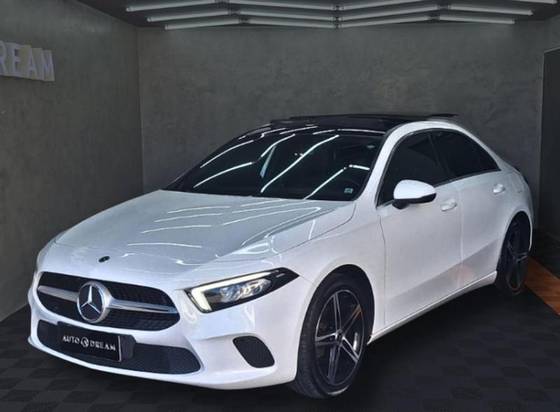 MERCEDES-BENZ A 200 2019