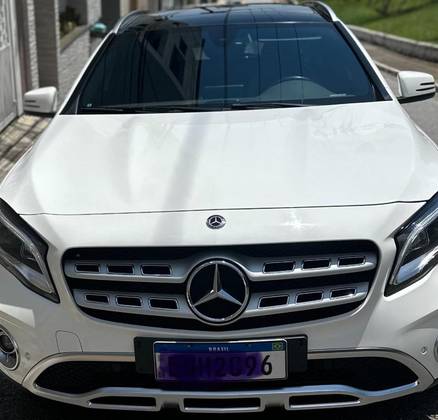 MERCEDES-BENZ GLA 200 2019