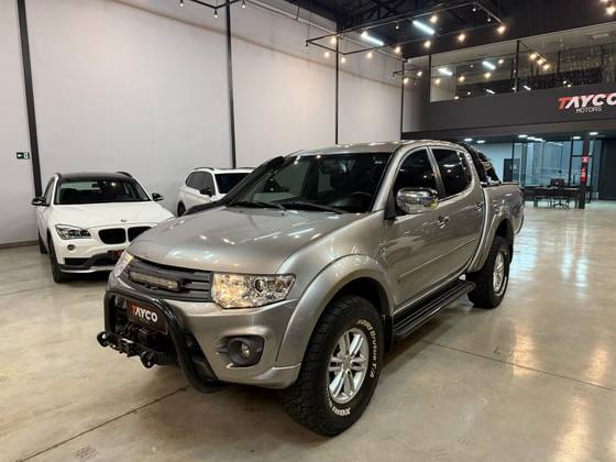 MITSUBISHI L200 TRITON 2014