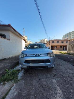 MITSUBISHI OUTLANDER 2015