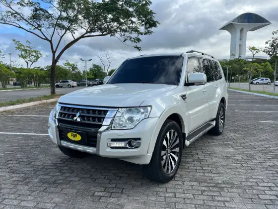 MITSUBISHI PAJERO 2018