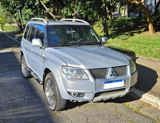 MITSUBISHI PAJERO TR4 2014