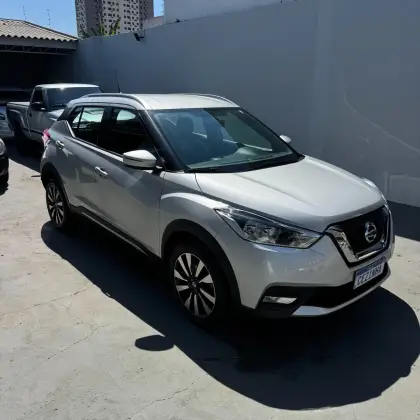 NISSAN KICKS 2019