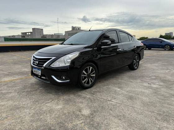NISSAN VERSA 2019