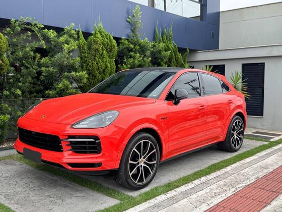 PORSCHE CAYENNE 2021