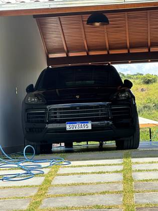 PORSCHE CAYENNE 2023